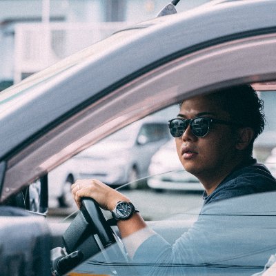 ローカルビジネスプロデューサー。50カ国・47都道府県を旅して、小田原に移住してきました。 パーソナルジムとピラティス経営。健康経営アドバイザー。湘南ベルマーレフットサルクラブ人事戦略顧問。 仕事の発信はこっちでがんばります👉️ @URAKAWA_TAKUYA