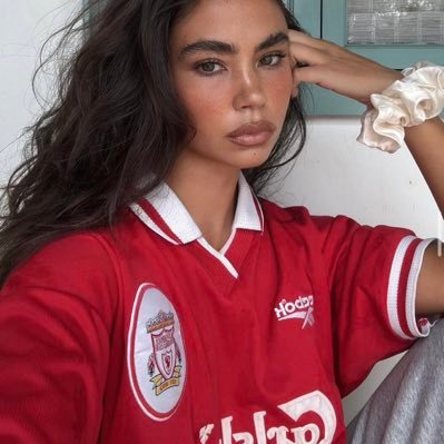 ⚽️Liverpool FC❤️| BVB🐝 | 🏁LH44🏎 |TeamLH 💜| Tennis🎾| TAA, VVD , The Bellingham brothers, Lewis. ★ YNWA x Still We Rise ★