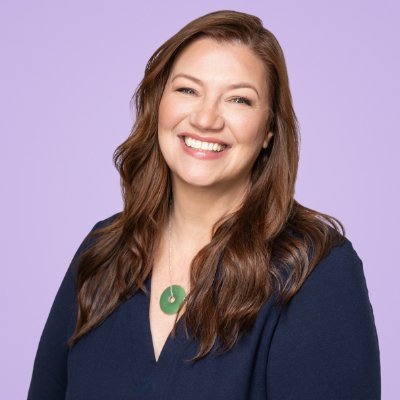 Shamanic Channel & Mentor at https://t.co/RuH6DimQx0 - Empowering Lightworkers to heal and divine in higher dimensional realms.