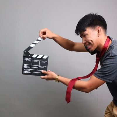 seannyx0ng's profile picture. analyze it!