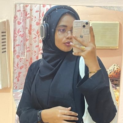 UofB // Medical student
..
قاوم ضبابَ الروحِ فيك و قُـل لـهُ لا بُـد عني الآن أن تتقشعا ..
#ENFJ
