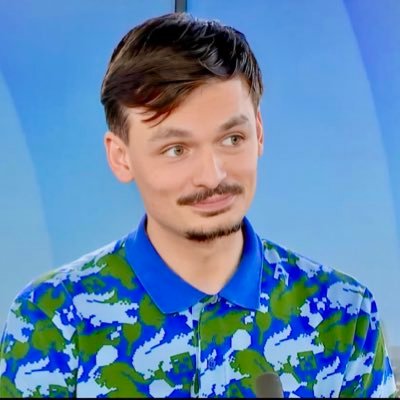 Culture Internet, Radio, Twitch - Créatif chez @RadioFrance | STONKS! Newsletter & Édito avec @ArthurPerticoz | Fondateur @gauchedinternet & @SpottersMedia