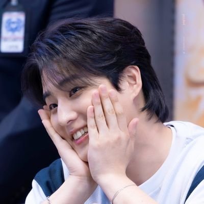 choko4051547200's profile picture. 평데마데🍀💚