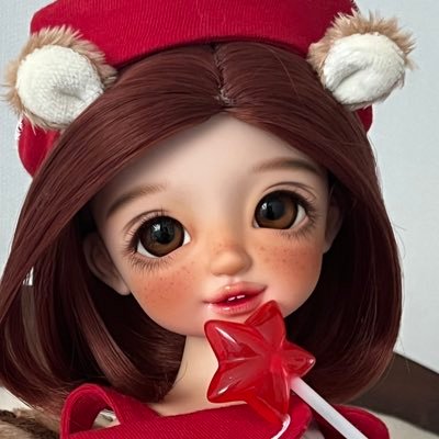 6ahhia's profile picture. 인형으로 현실의 시름을 씻어내려요