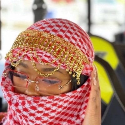 michellevictoti's profile picture. 