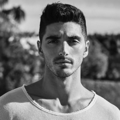 Romi_Errandonea's profile picture. ❤️🤍💙