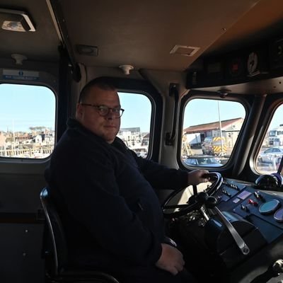 Lord Lyon Society Supporter
RNLI Supporter & Volunteer
Third Generation Photographer Since 1882
Xbox Research Panellist