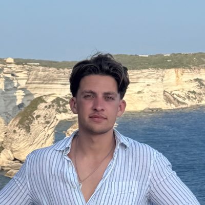 LukeBuzu7's profile picture. 