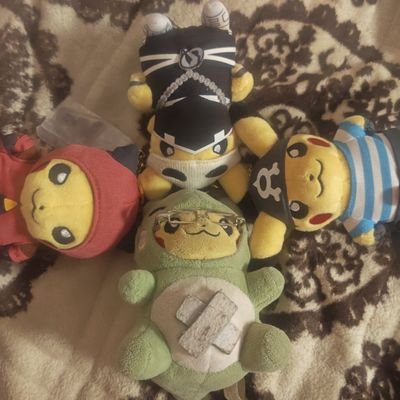 アイマスとポケモンとドールを趣味としてるP兼トレーナー。
三浦あずさ・龍崎薫・周防桃子・円城寺道流・福丸小糸・葛城リーリヤ
を担当。