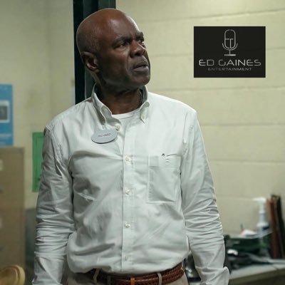 Controversially calm and arrogant, good and bad, loving and unloving, I do shit to undo shits. Not just as straight as a ruler. #Honestly speaking!