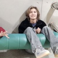 rrara | kinda ia (@eyesonusz) 's Twitter Profile