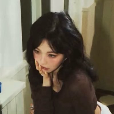 hoonkitten's profile picture. f9 + skz + nct + enha + 8turn + pcy