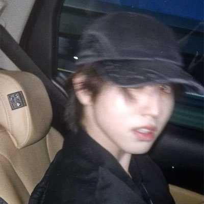 #HAN : *3* and reacted ❤️ to daily 'i miss hjs' tweets ; writing and fan account for enha @heewontales and skz | she/her 23