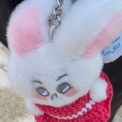 날 원한다면 어서 데려가 줘 🫧
2n/1n년차 에리/EX6/준면이를 특히 더 아껴요