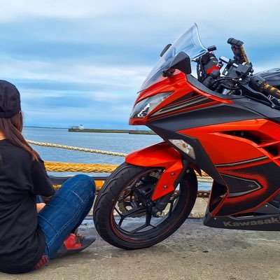 オレンジ🍊Ninja🏍️に乗ってるアラサー🫡まる♂🐱かきあげ♂🐱父兄もバイク🏍 スノボ🏂 💚スプラ🎮🧡クレしん 猫love💛Fan⇒【ノーベル 西野カナ HANA】omgfilmディズニー 🐭ラーメン🍜 youtube⇒#なまらバイク#バイク女子 #Ninja250 DM❌ 万年diet💪