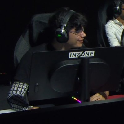 🇮🇹 18 yo @playapex Pro player for ???
1x LAN 1x FINAL