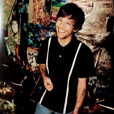 hopelessly devoted to lou | just admiring what louis is like | it's mutual they've discussed it | 28+ | ot5 | listening knowing accepting | 🌈☀️💧💙💚💔💛🇮🇪