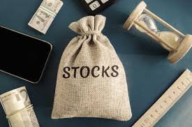 15-30% Monthly | 2 High-Conviction Stocks.Short-Term Gains: 15-20% in Days/Weeks.DM
