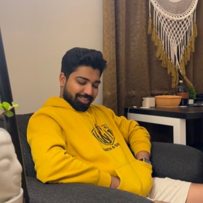 Growth PM @TheJupiterApp | Previously UPI @AxisBank | BTech @IITBombay | always eager to be among the early adopters for startups | traveler 🇮🇳