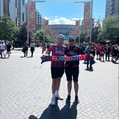 30 -Plumbing and heating engineer -Club cricketer for @Normandy_cc - Aldershot town fan @officialShots