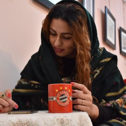 میلاکس =شربت معده = آرام کننده دل
عاشق آشپزی و بایرن مونیخ