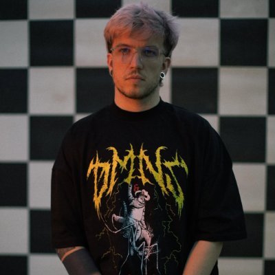 27 yrs old, Eurovision + other stuffs too in my account/ LGBTQ+ person/Introvert/Homophobia can f*ck off.
He/him
Backup acc: @Antonis_T1