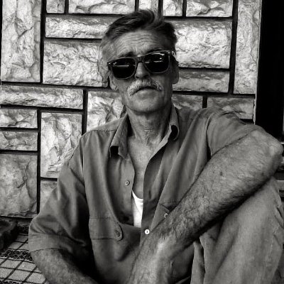 AsimovEmir's profile picture. anyone who keeps ability to see beauty never grows old