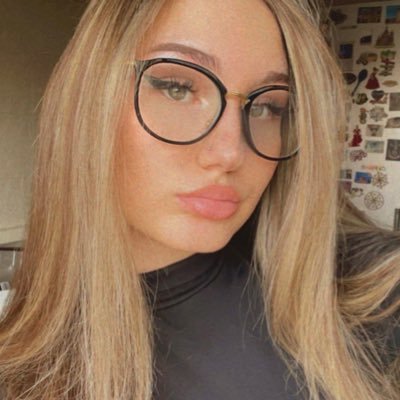 i_katelyn01's profile picture. Self love is the best love. 
🥶🤡