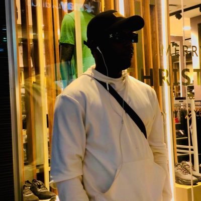 official__heinz's profile picture. Expert in ministry of transportation paperwork’s.