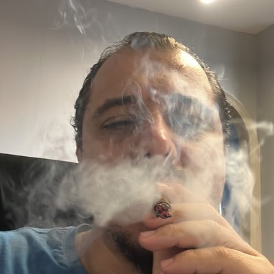 emrahsaral41's profile picture. 