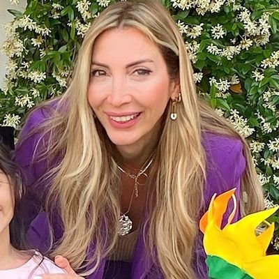 Ozge_atlan's profile picture. Open Water Diver / Jazz Addicted / Art Lover / İstanbullu