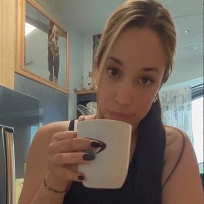VeronicaCa5202's profile picture. 