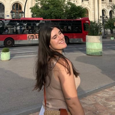 caanndeefdez's profile picture. filología clásica uv                                    ♐️🤍🔮✨