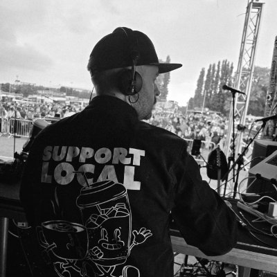 DJ Based in Birmingham 🇬🇧
Resident at Katie O'briens
Former Resident at Snobs Birmingham.
WBA Fan... unfortunately