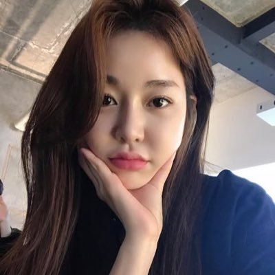 manilanbrad's profile picture. 🌸 Beauty enthusiast 💖 Dreamer & believer 🌟 Join me in my colorful journey!