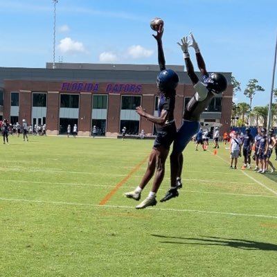 DerryeRand32676's profile picture. Durant high school plant City florida 6,3 170 DB 11th Grade/ 40-4.5 5-10-5 4.1 Class 2027. 813 466 9934