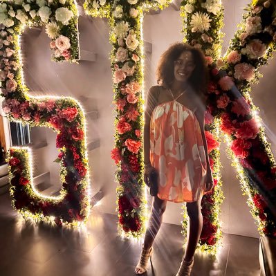 mahnda_'s profile picture. Twitter attempt #2🙃 From Philly, went to school in Chapel Hill- now I’m in Florida MIAMI