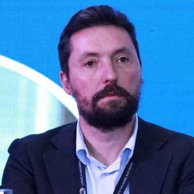 Régis Dandoy Profile