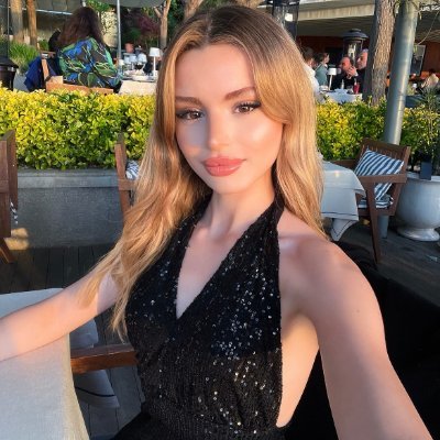 erin_erin000's profile picture. I like freedom, fitness, yoga, and traveling