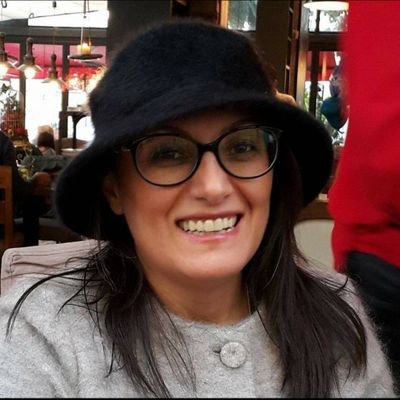 CKendince's profile picture. Tek bildiği yol CUMHURİYET  🇹🇷 

Tek tuttuğu takım CİMBOM 💛 ❤

Aklının erdiği gücünün yettiğince yani;
🦋🦋🦋🦋

     KENDİNCE💃👒📚📝👠🙋