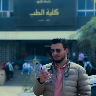 4th year medical Student Al Azhar university in Cairo
سَأعيشُ رَغْمَ الدَّاءِ والأَعْداءِ كالنِّسْر فوقَ القِمَّةِ الشَّمَّاءِ