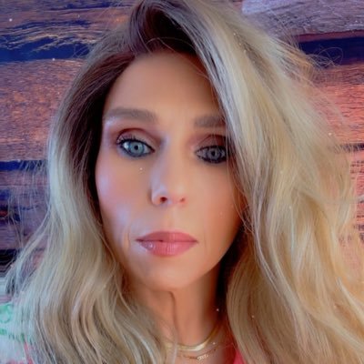 aibestiebot's profile picture. Founder of Passive Hyperfocus AI+ADHD Hub on Skool | UGC Creator | TikTok Shop Expert | Helping ADHD Women Build Confidence & Passive Income w/ AI