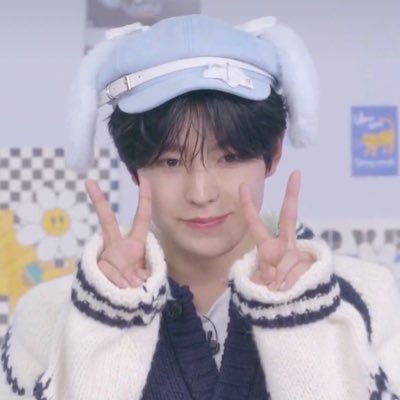 sleepismyfav_'s profile picture. 𑁥౿ my sleepy uni life and fangirling acc ⊹ ‧₊˚ | fan account