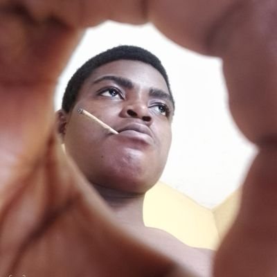 SlyderBoy's profile picture. 💔