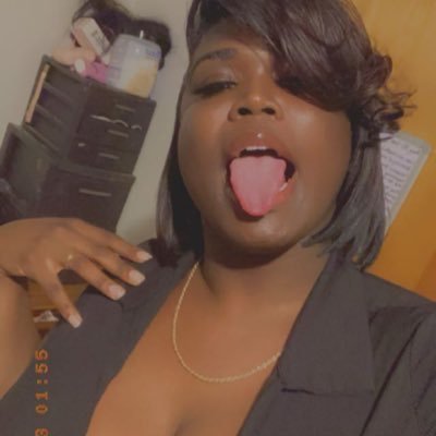 tRiNaBit's profile picture. My Only Page🥰 Content Creator 🤪Bisexual Tranny🍆🍑 21+⚡️