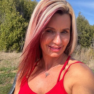 Rolepalyamanda's profile picture. official backup account Proud🇺🇸 fit-ish mom worth every penny...