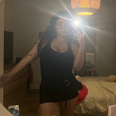 _cassrodriguez_'s profile picture. 🪩🍒💌🪐