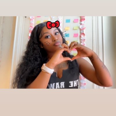 College student 📚 | future RN 🎀🩺💕 | CEO of SEX ED, est JUNE 9 2024🩷 | psalms 34 : 14 🧚🏾
