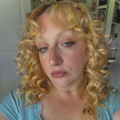 athenajxox's profile picture. enjoy the silence