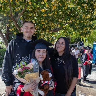 《 𝐋𝐢𝐟𝐞 𝐬𝐡𝐨𝐮𝐥𝐝 𝐛 𝐚𝐛𝐭 𝐦𝐨𝐫𝐞 𝐭𝐡𝐚𝐧 𝐣𝐮𝐬𝐭 𝐬𝐮𝐫𝐯𝐢𝐯𝐢𝐧🔥❤️💯 》❌️📸Portfolio: https://t.co/S4fb7KYBI3 || Co-Editor for @totalmagonline ❌️